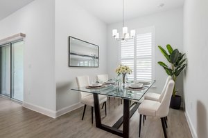 53 Universal Trl-18 virtually staged.jpg