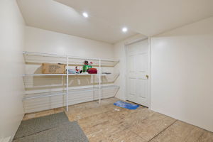  Photo 34