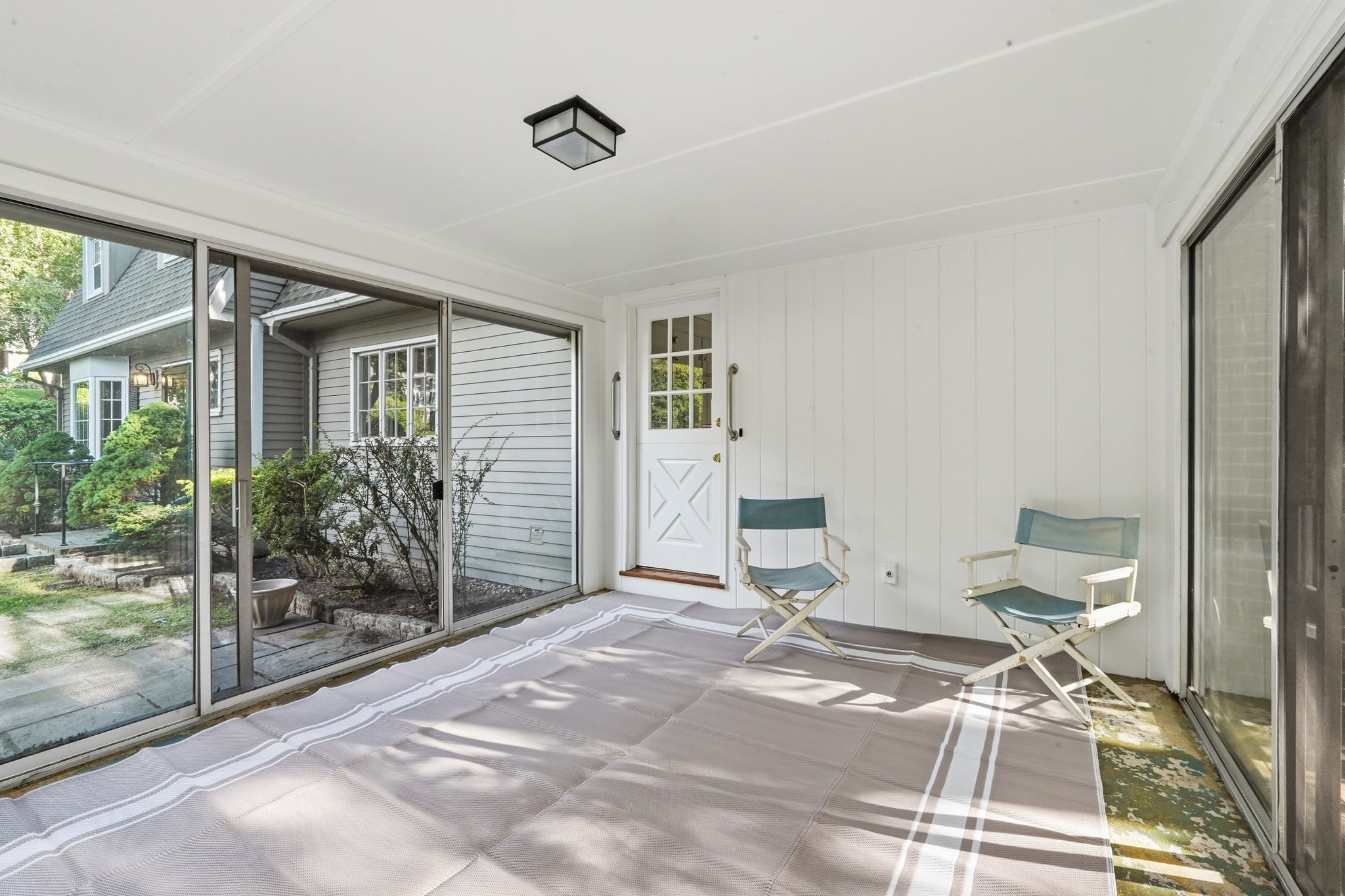  Photo 43