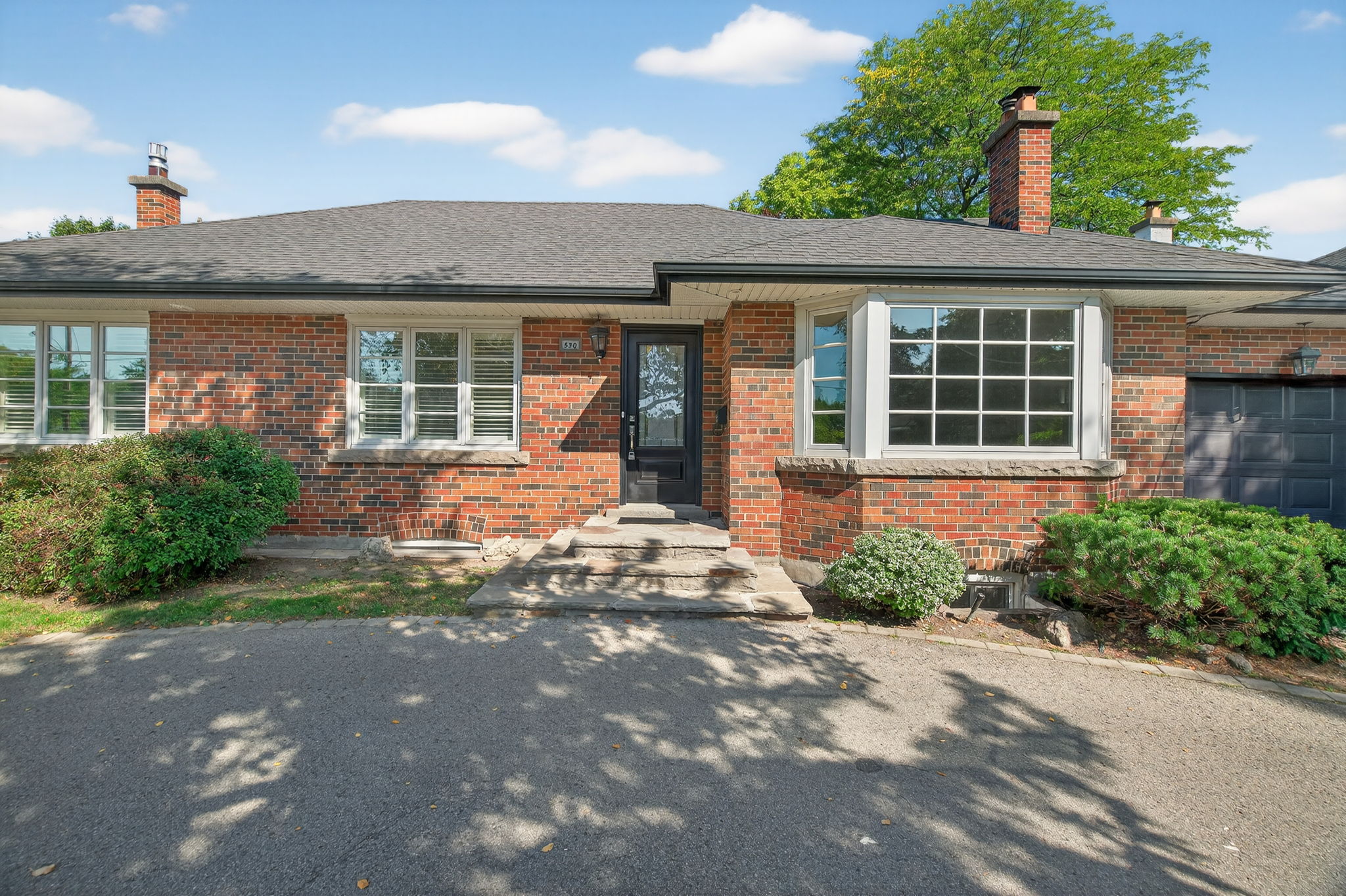 530 Blythwood Rd Toronto, ON M4N 1B3