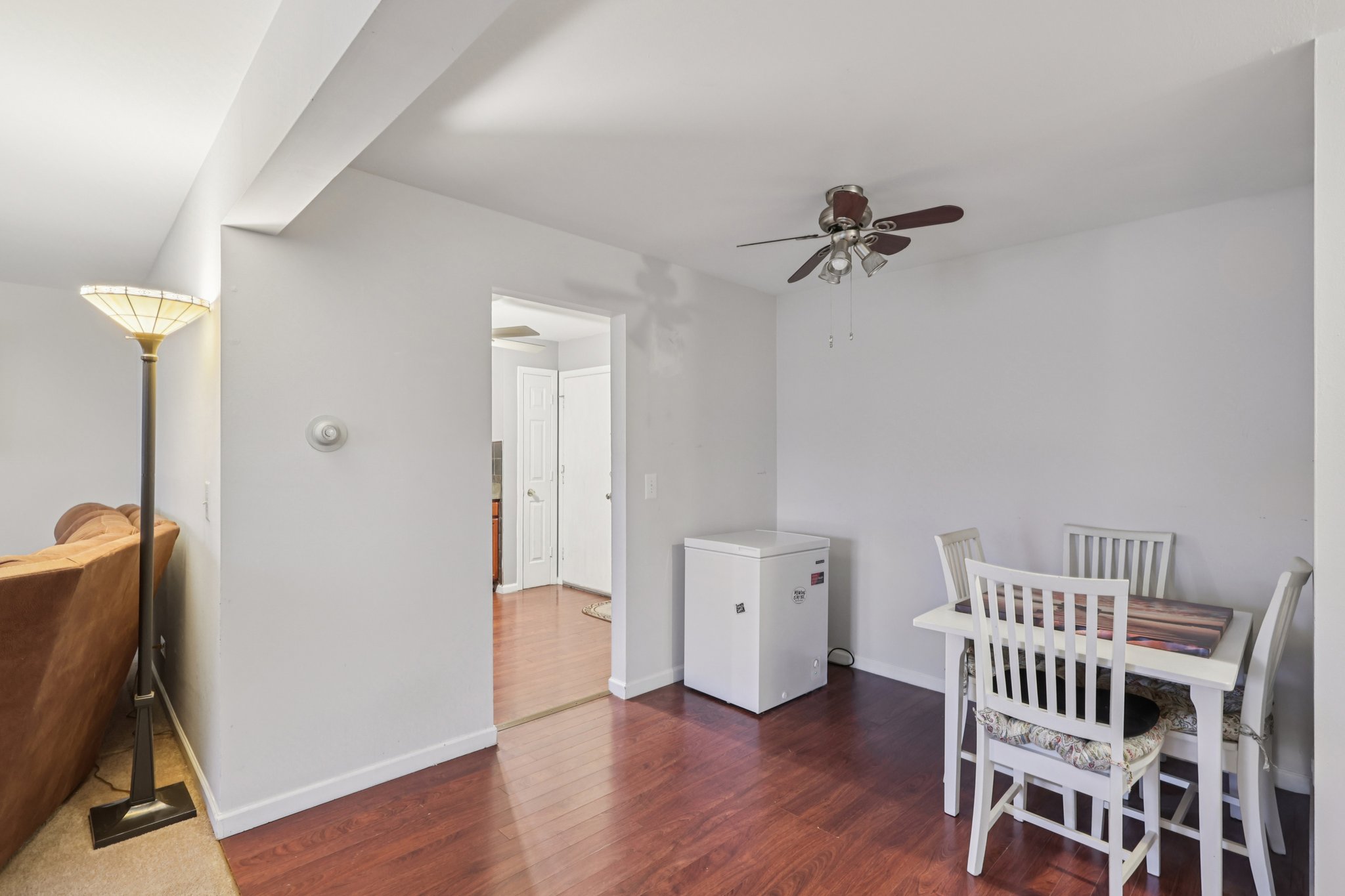 Chase Dr-S2711-007.jpg