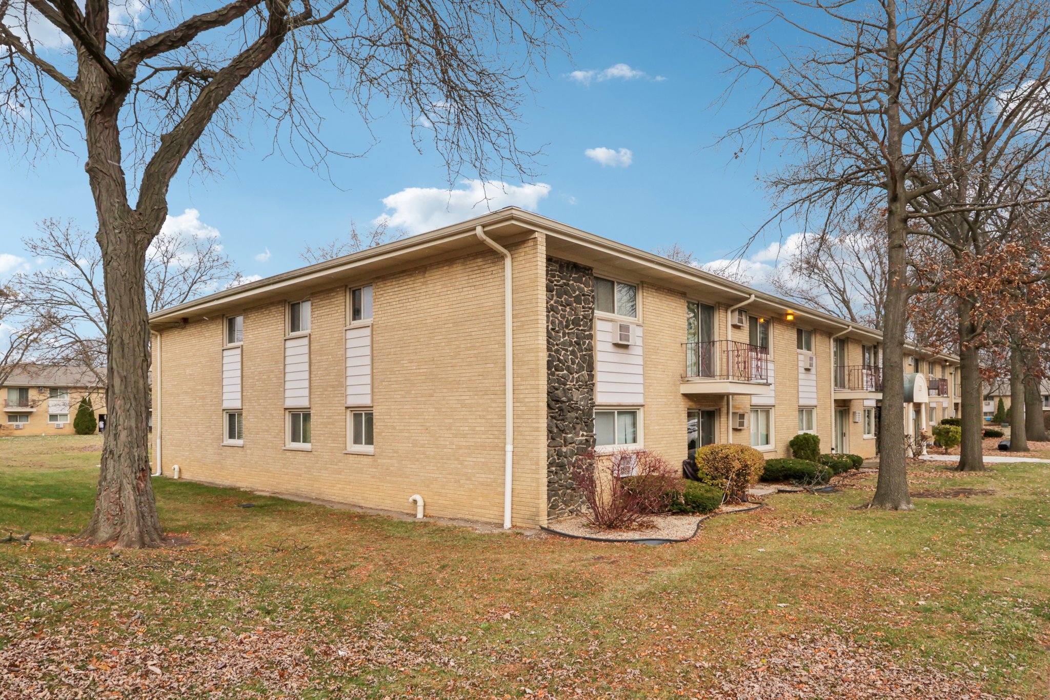 Chase Dr-S2711-017.jpg