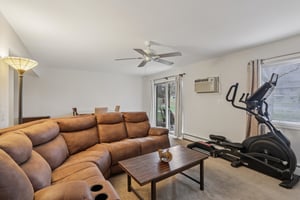 Chase Dr-S2711-004.jpg