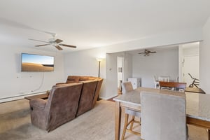 Chase Dr-S2711-005.jpg