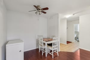 Chase Dr-S2711-006.jpg