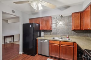 Chase Dr-S2711-009.jpg