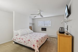 Chase Dr-S2711-012.jpg