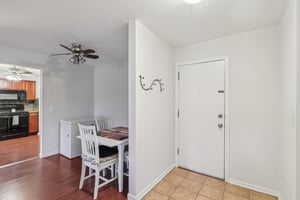 Chase Dr-S2711-015.jpg