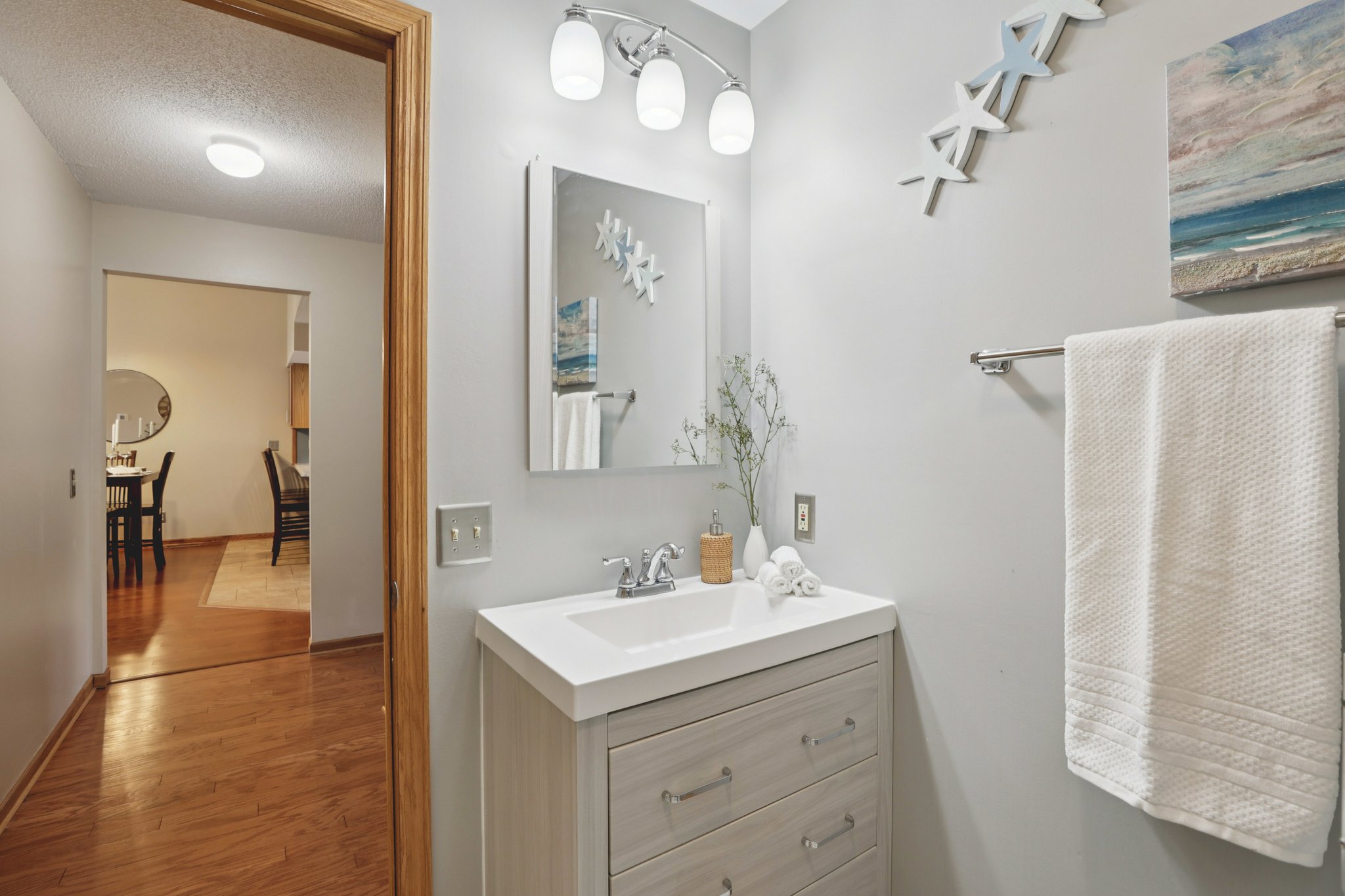 E Hiawatha Dr 617-S1103-029.jpg