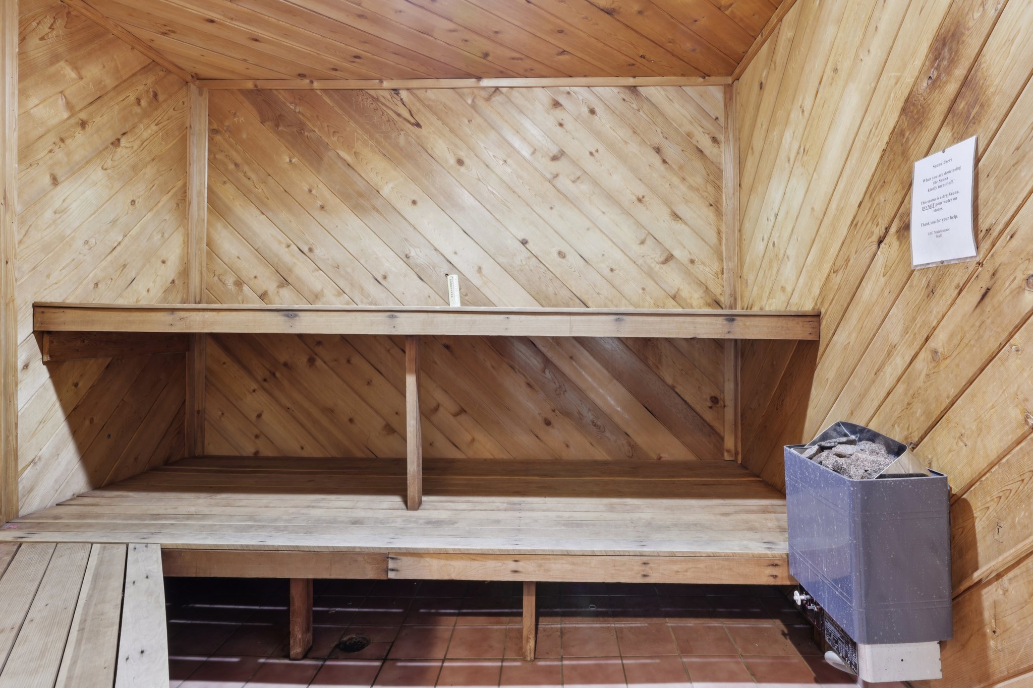 E Hiawatha Dr 617-1103-906.jpg