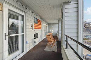 E Hiawatha Dr 617-S1103-030.jpg