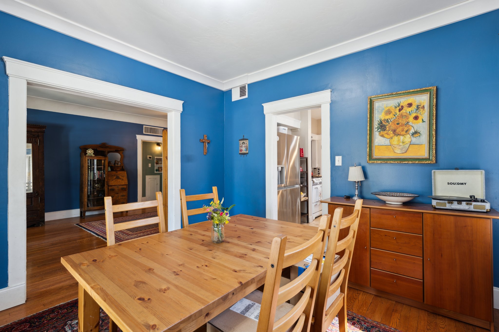 530 E Willetta St - 008.jpg