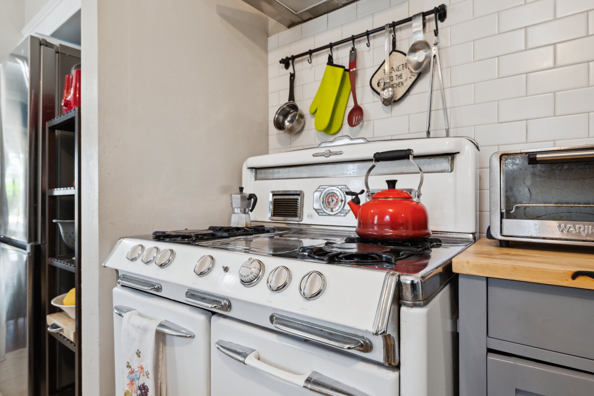 530 E Willetta St - 012.jpg