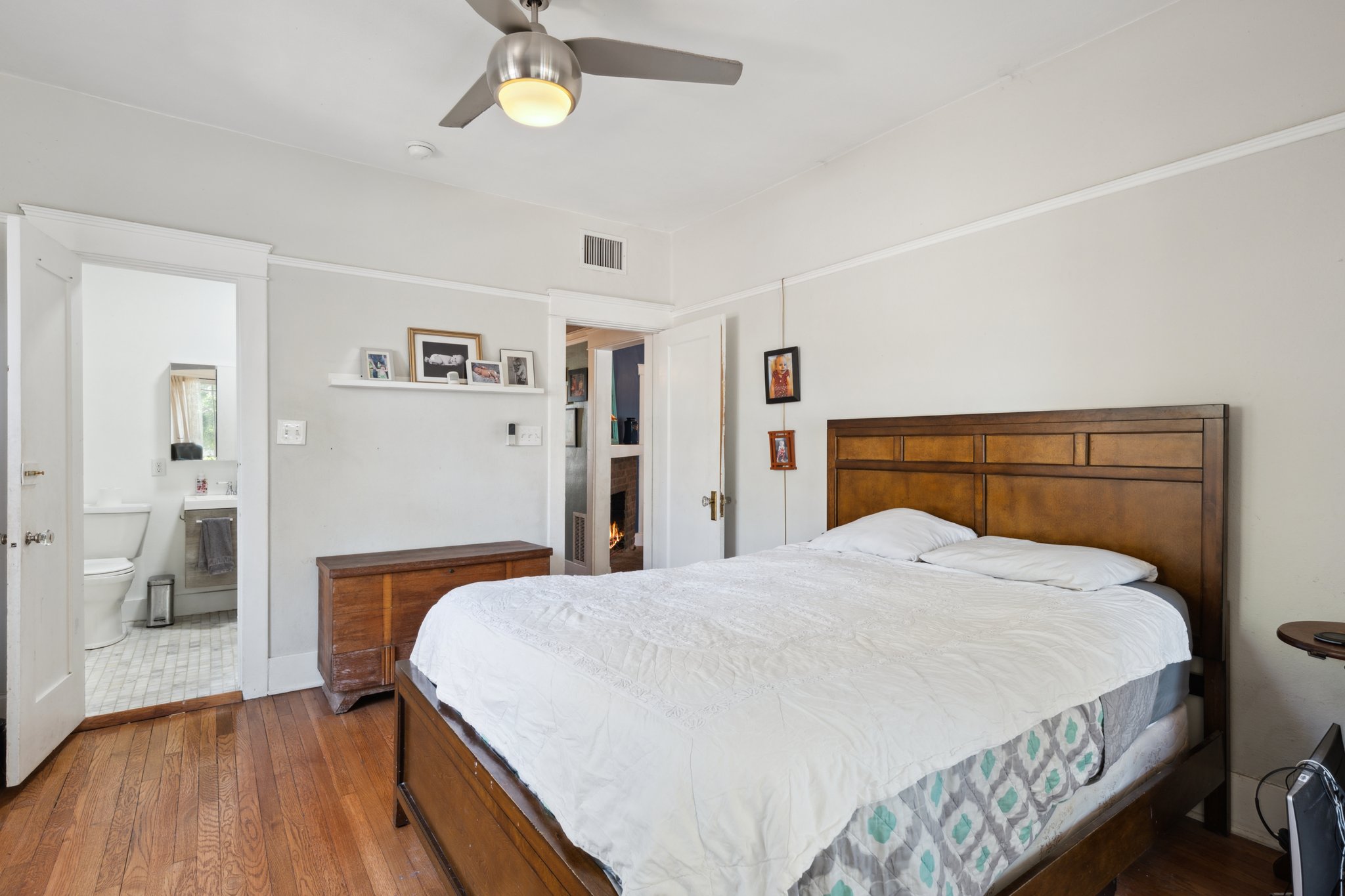 530 E Willetta St - 013.jpg