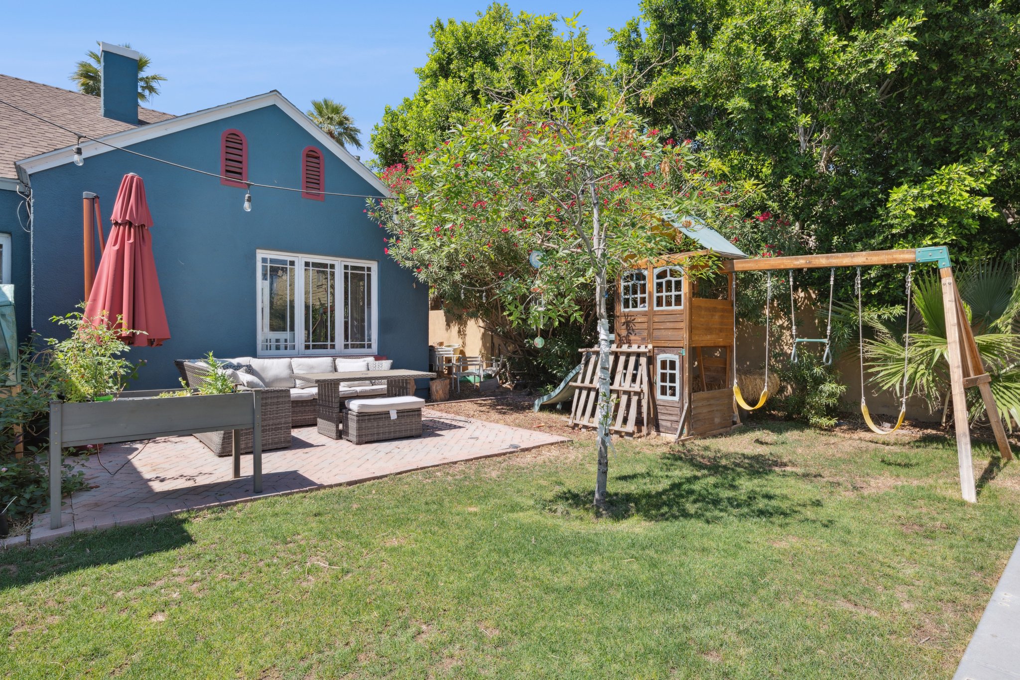 530 E Willetta St - 028.jpg