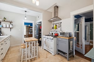 530 E Willetta St - 011.jpg