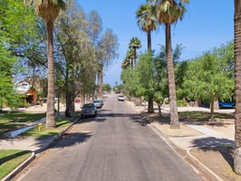 530 E Willetta St - 039.jpg