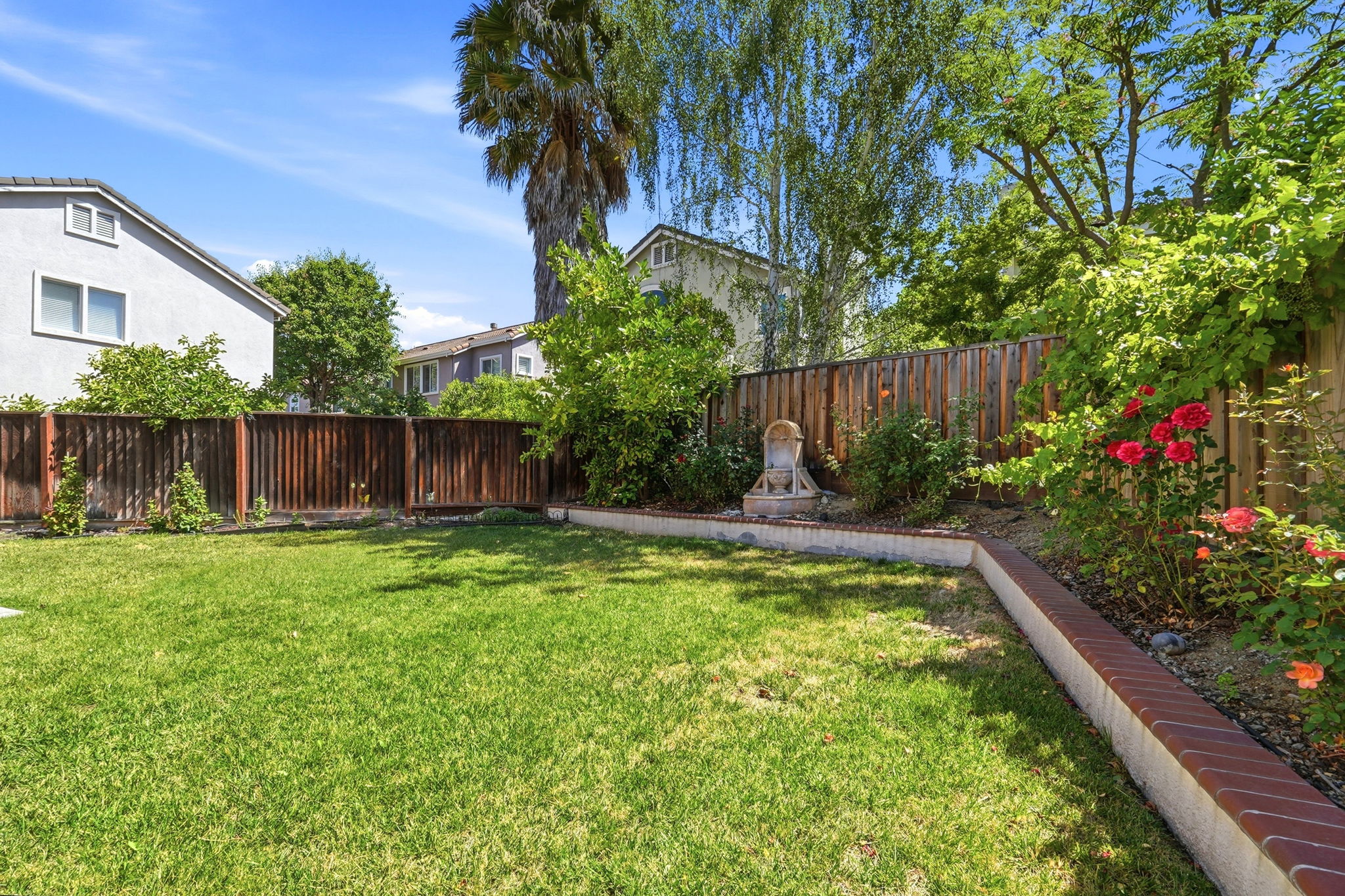 039_F8_530 Hewes Ct