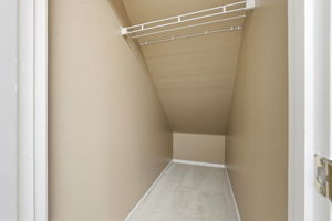 029_F8_530 Hewes Ct