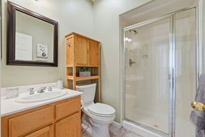 030_F8_530 Hewes Ct