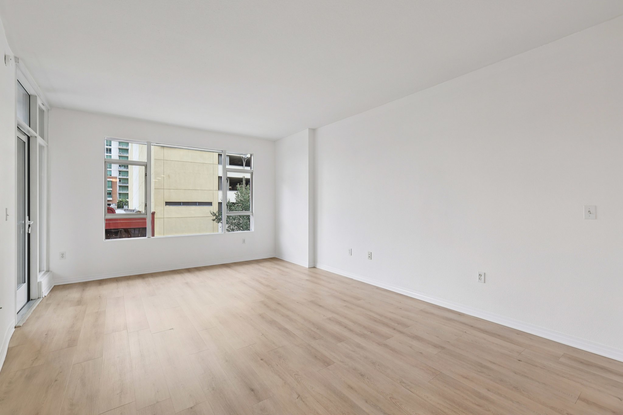 K St 216-S0401-007.jpg