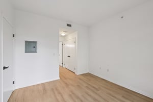 K St 216-S0401-005.jpg