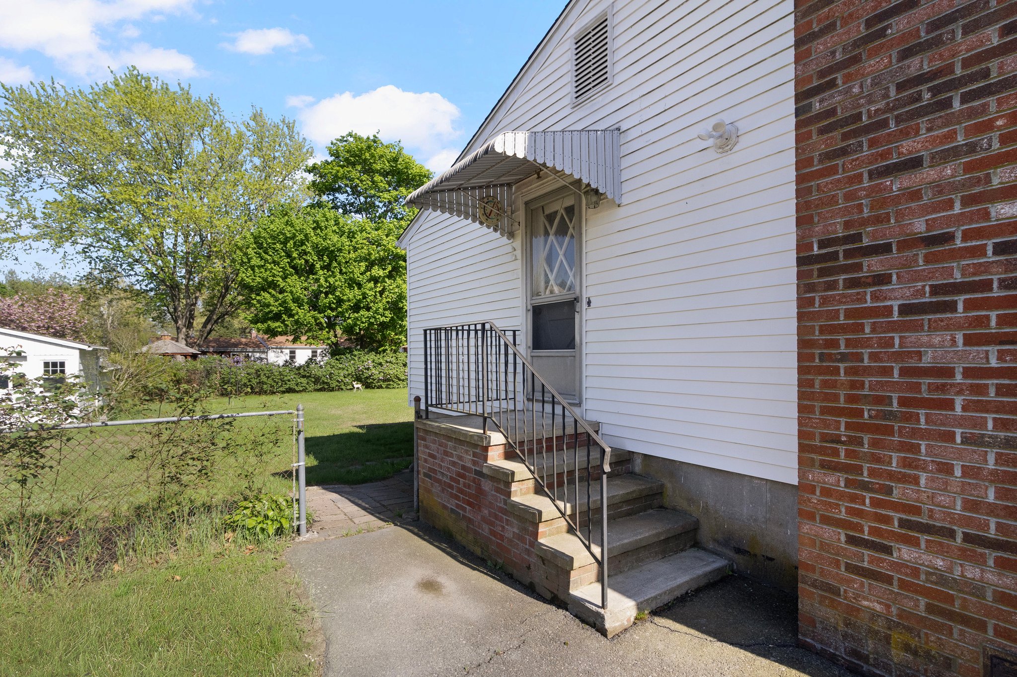  Photo 41