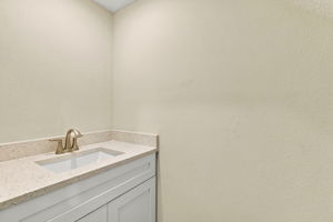  Photo 35