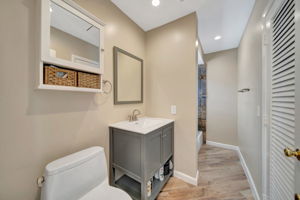 140 S Dixie Hwy 737, Hollywood, FL 33020, US Photo 22