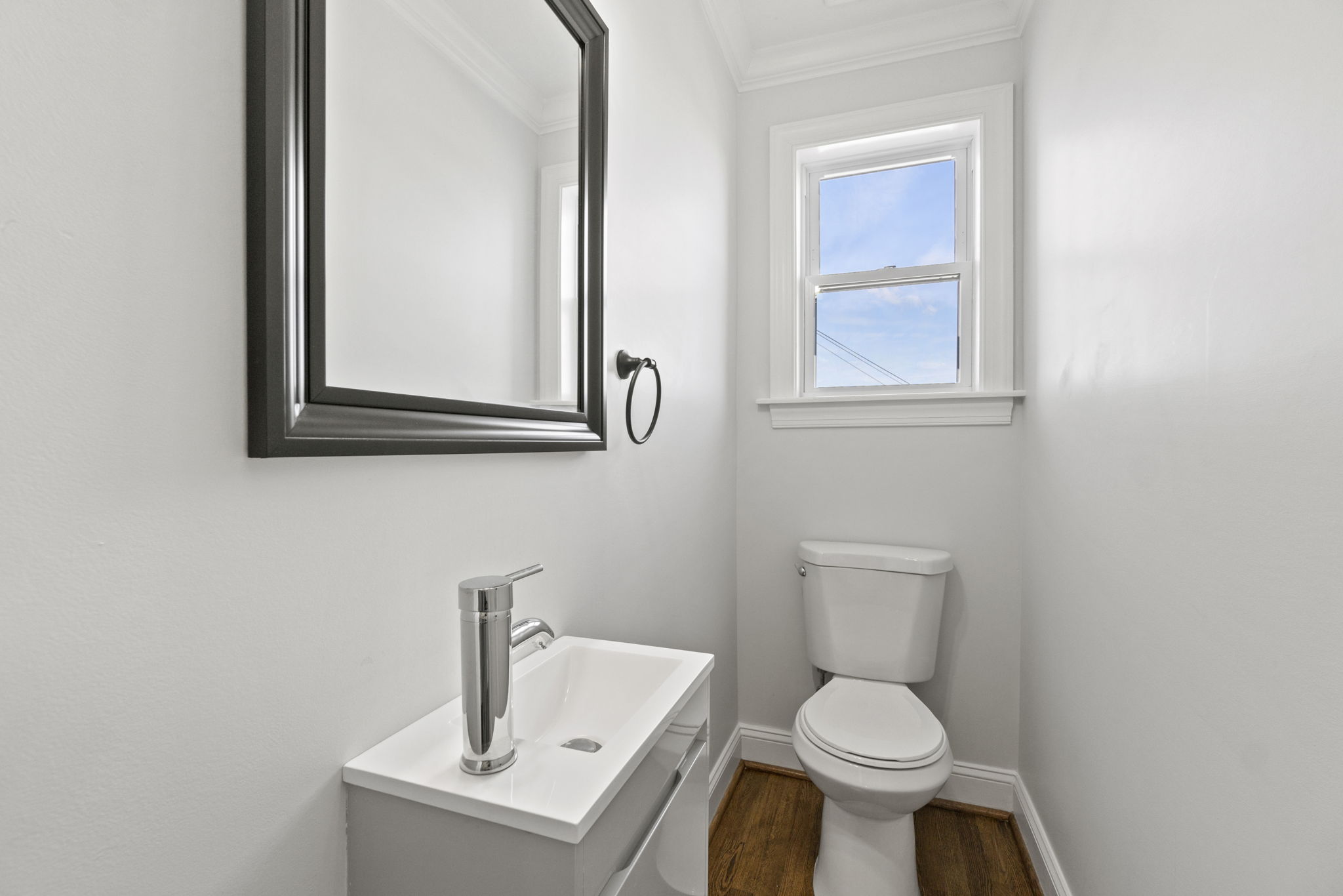 5301 Chillum Pl NE, Washington, DC 20011, USA Photo 9