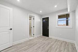 5301 Chillum Pl NE, Washington, DC 20011, USA Photo 10