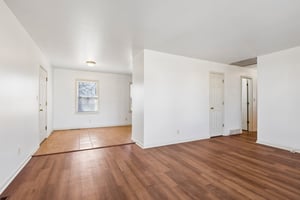 8237 - 5301 NE 42nd Terrace_007.jpg