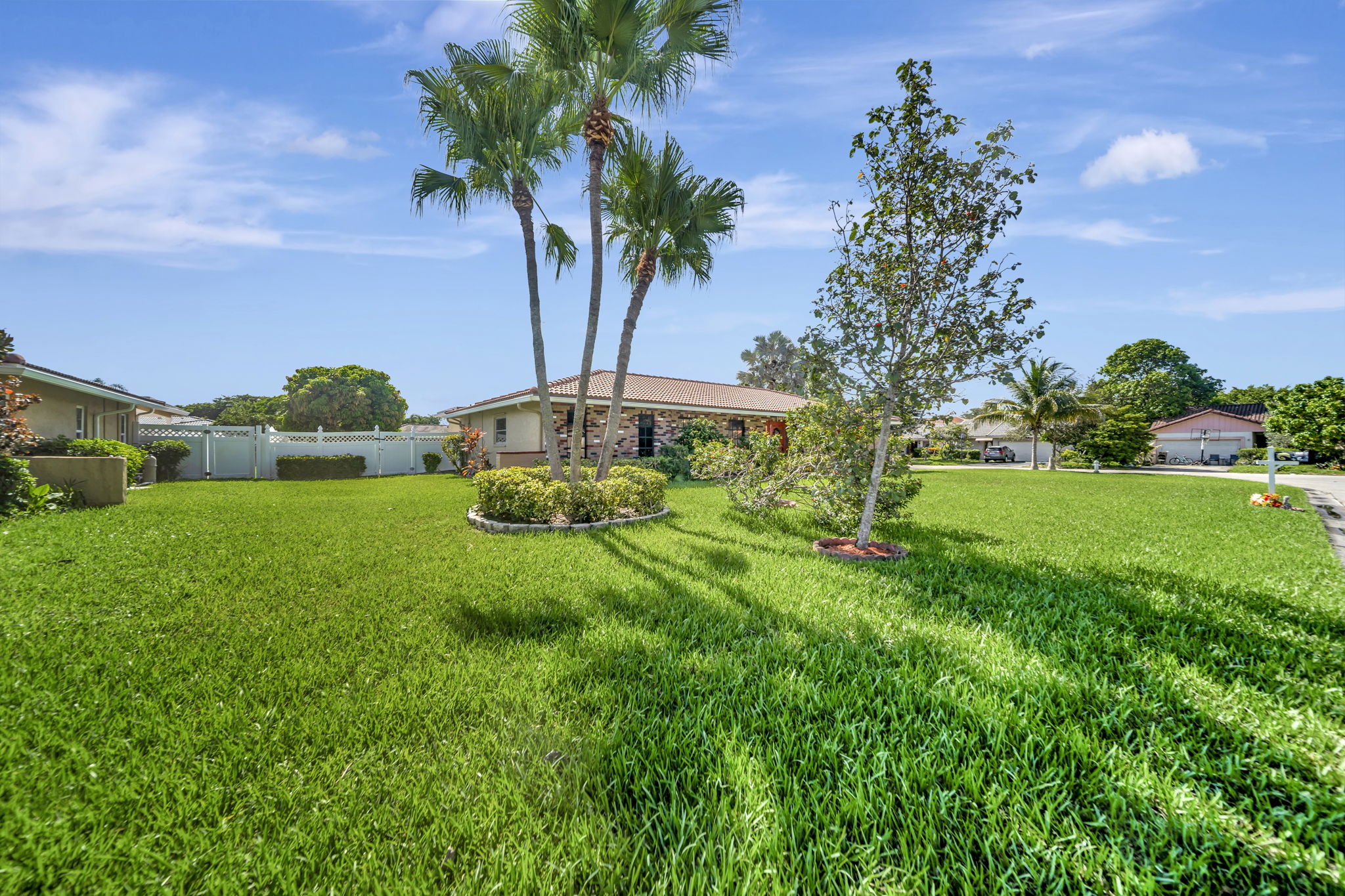 2120 NW 110th Ave, Sunrise, FL 33322, US