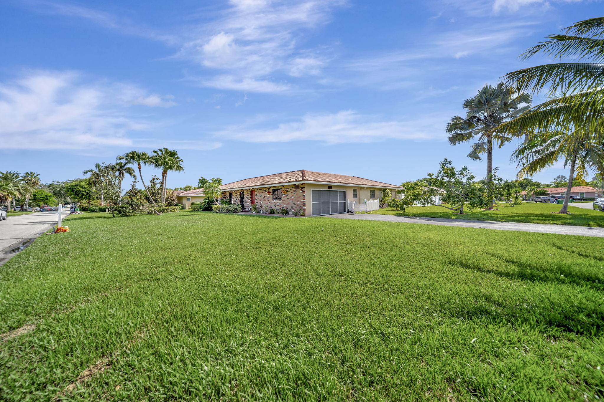 2120 NW 110th Ave, Sunrise, FL 33322, US Photo 4