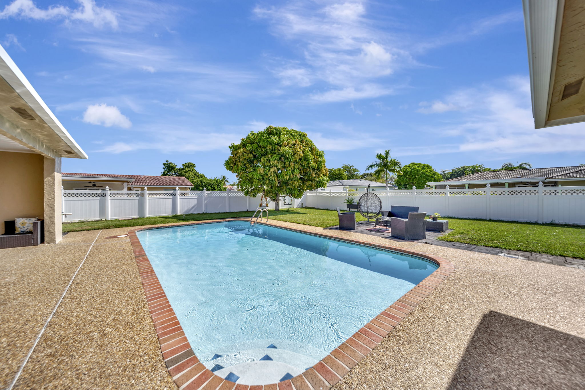 2120 NW 110th Ave, Sunrise, FL 33322, US Photo 48