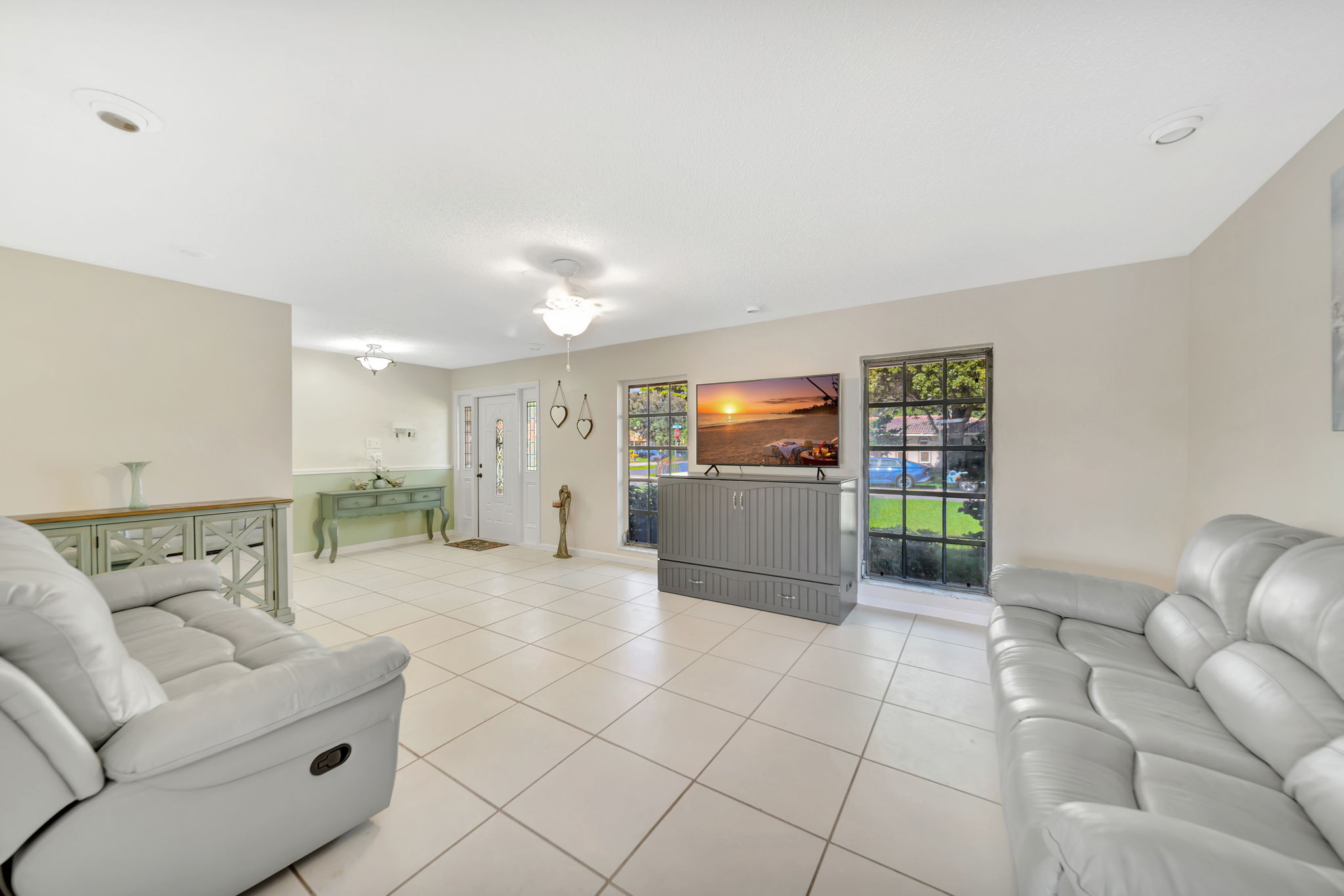 2120 NW 110th Ave, Sunrise, FL 33322, US Photo 8