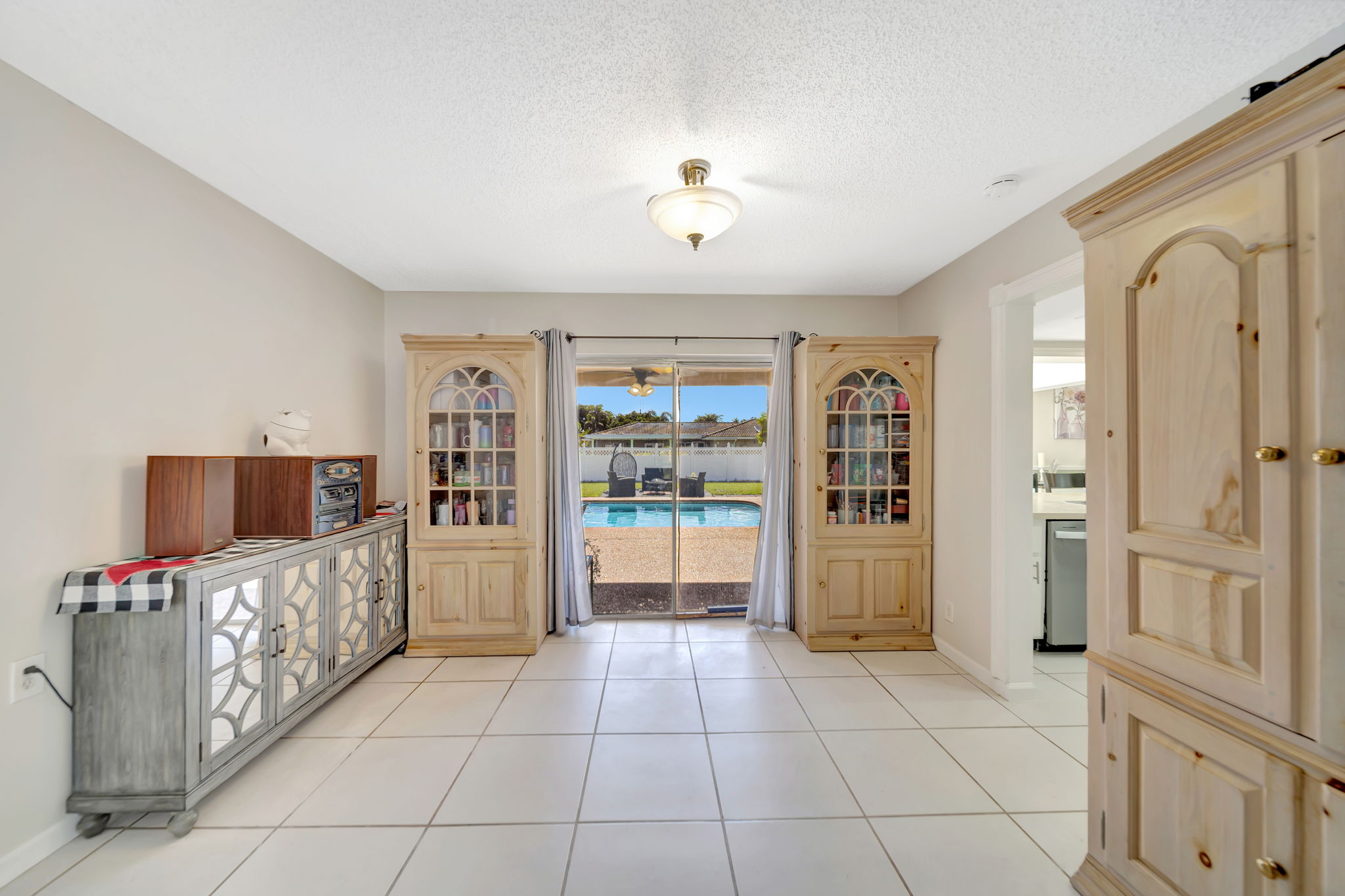 2120 NW 110th Ave, Sunrise, FL 33322, US Photo 10