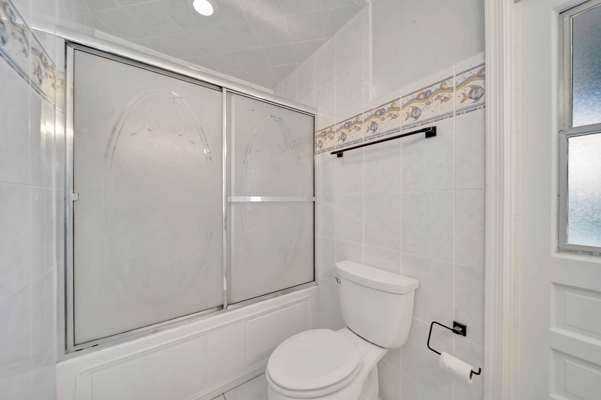 2120 NW 110th Ave, Sunrise, FL 33322, US Photo 39