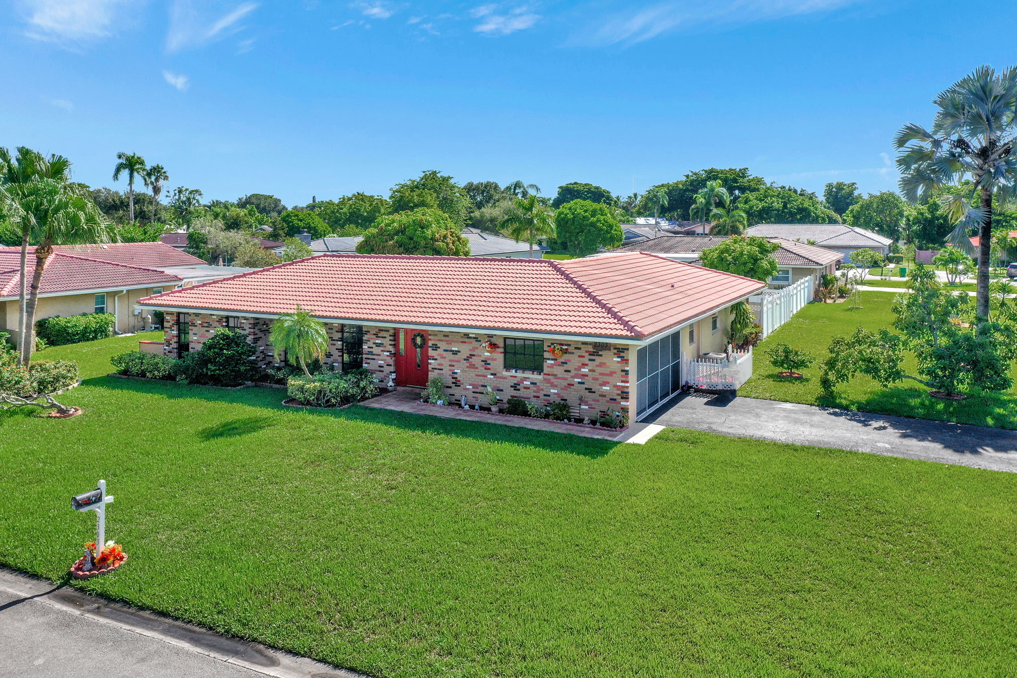 2120 NW 110th Ave, Sunrise, FL 33322, US Photo 54