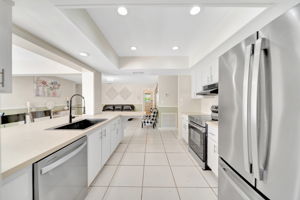 2120 NW 110th Ave, Sunrise, FL 33322, US Photo 11