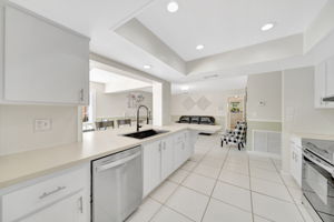 2120 NW 110th Ave, Sunrise, FL 33322, US Photo 12