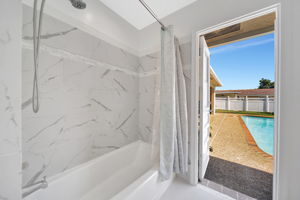 2120 NW 110th Ave, Sunrise, FL 33322, US Photo 28