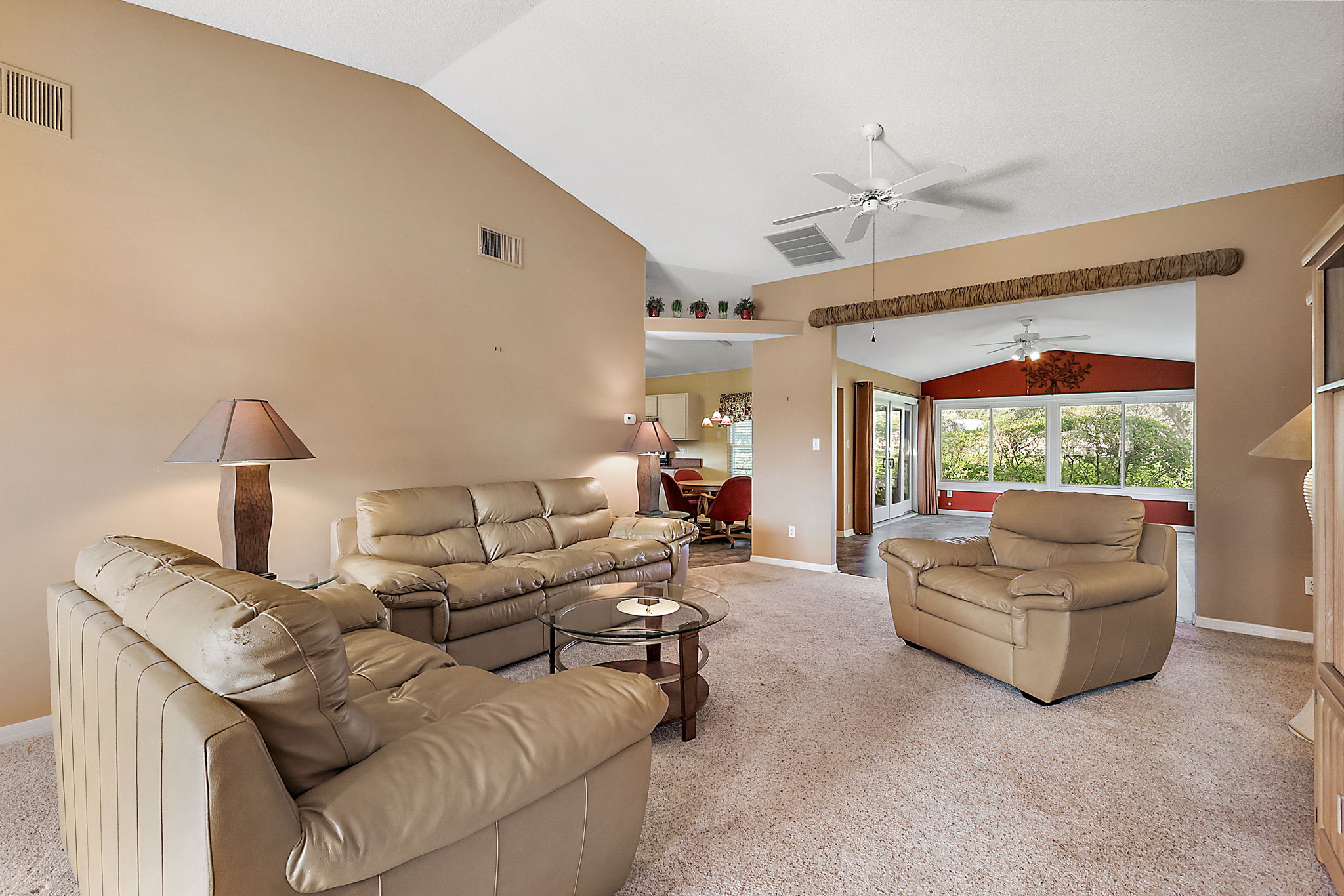 Living Room/Dining Room