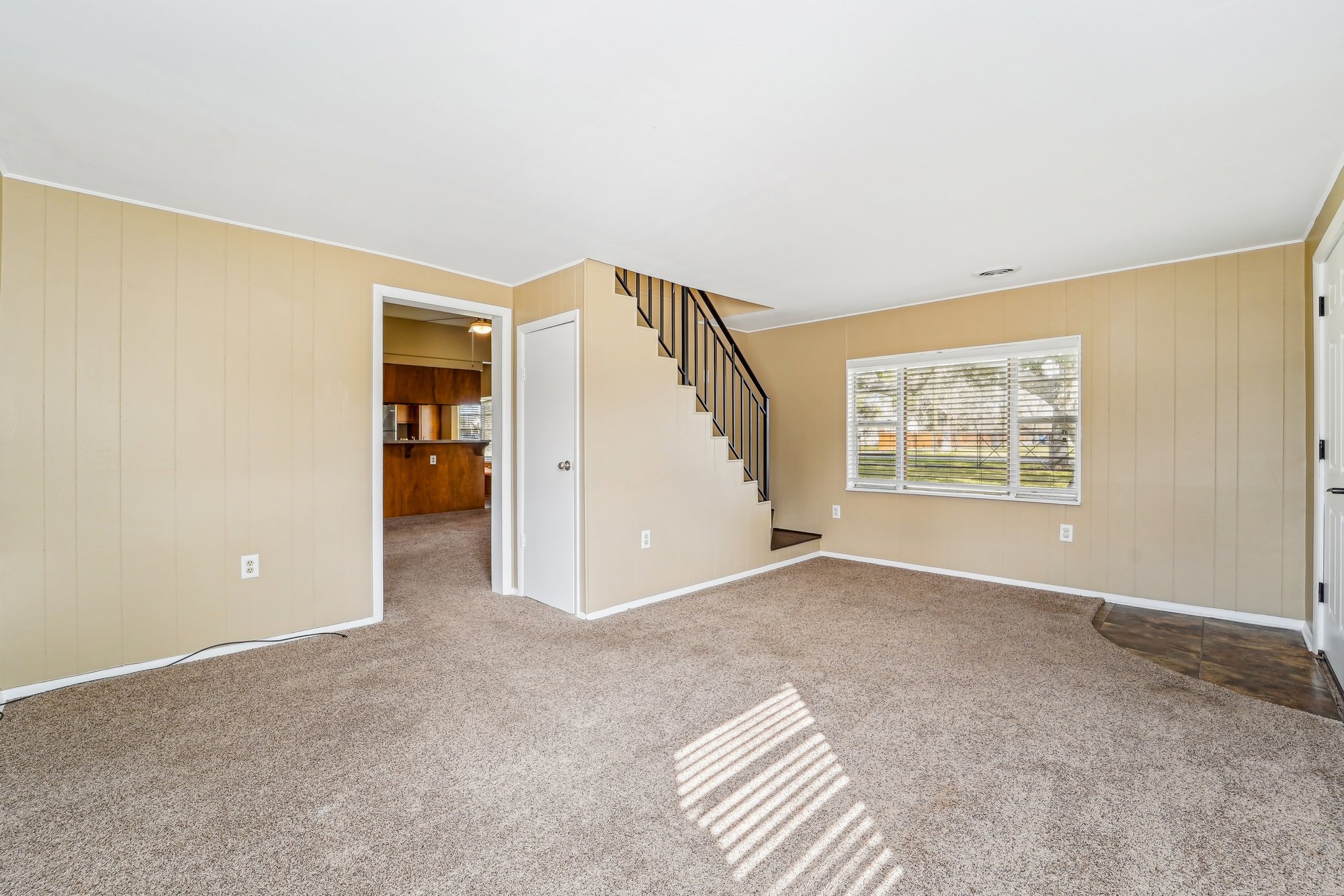 Pine Ave-008.jpg