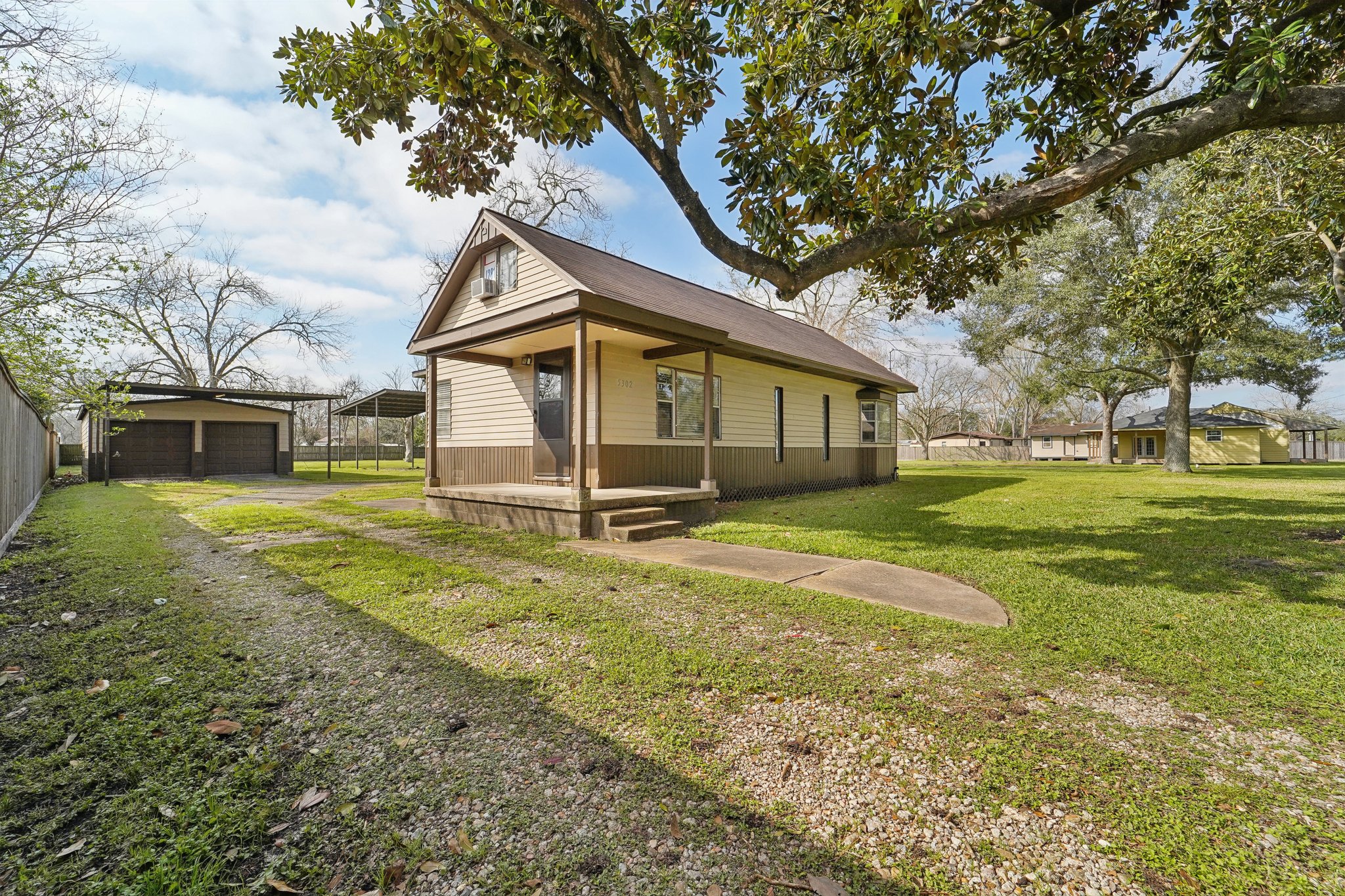 Pine Ave-024.jpg