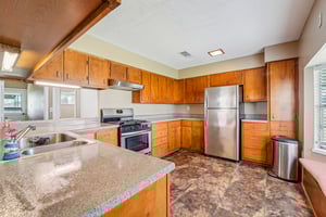 Pine Ave-010.jpg