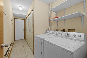  Photo 35