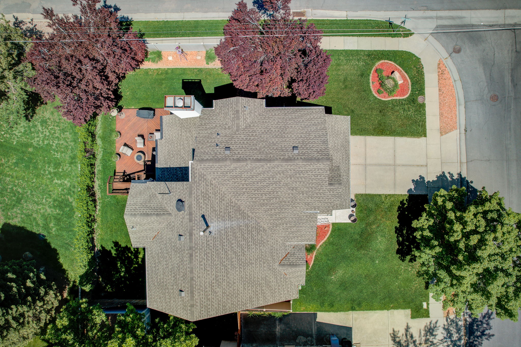 S Castlegate Dr-015