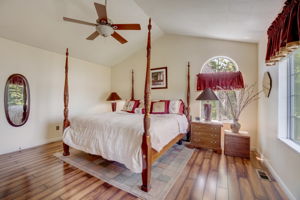 S Castlegate Dr-031