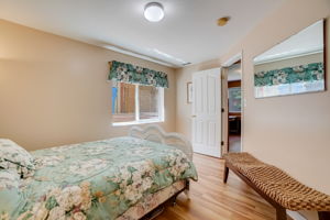 S Castlegate Dr-042